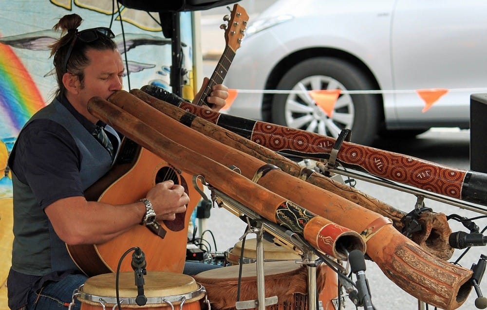 Músico en festivales aborígenes